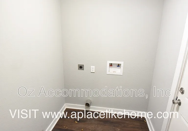 1408 N 2nd St — Photo 9