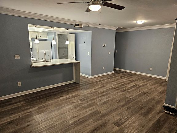 4th image of 100 Fairway Park Blvd Unit 1505