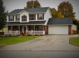 301 Granville Conner Rd, Powell, TN 37849