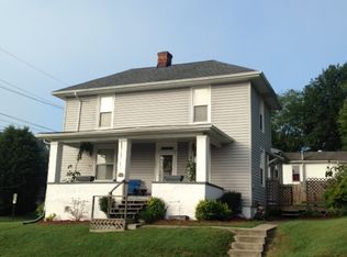 1412 Cypress St, Ashland, KY 41101