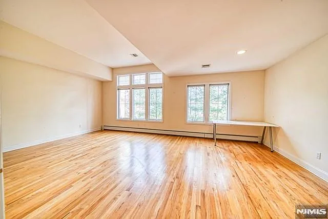 27 Harrington Ct #27 — Photo 13
