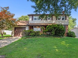 114 Ramblewood Pkwy, Mount Laurel, NJ 08054