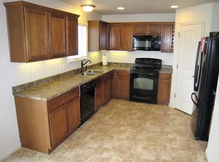 2341 E Hitching Post Dr, Eagle Mountain, UT 84005