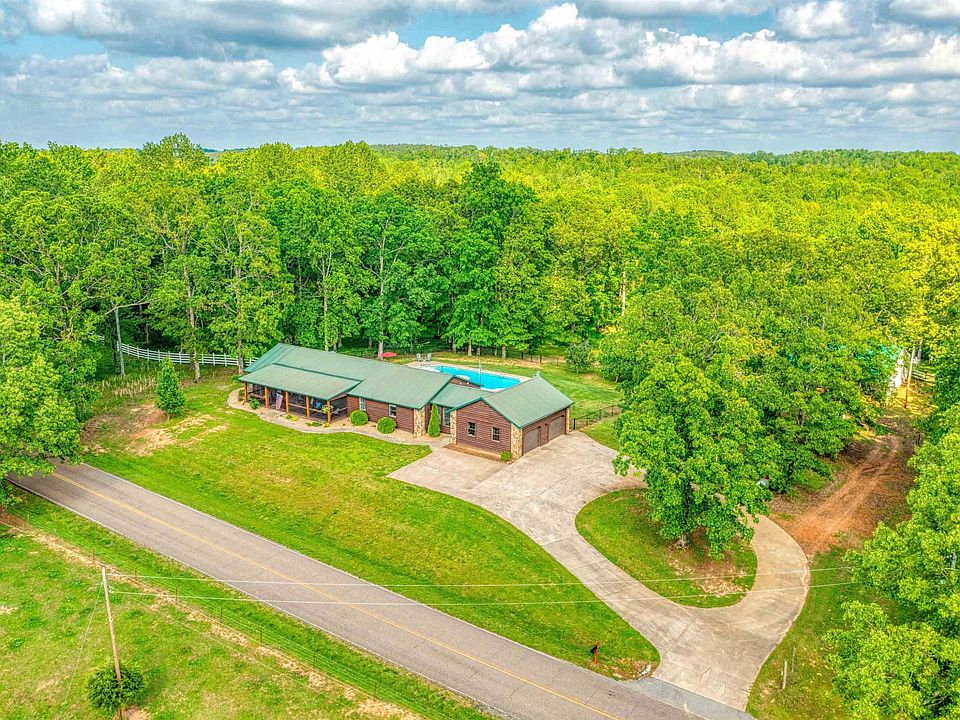 1st image of 648 Mill Creek Rd