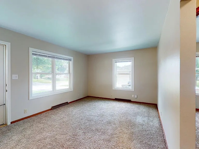 238 Village Dr — Photo 9
