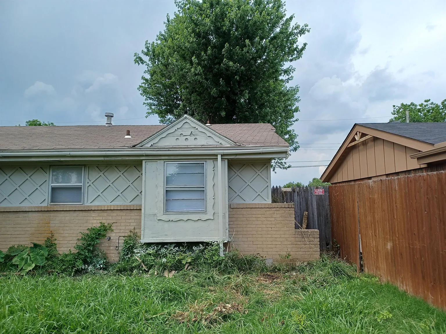 2713 Southwest 65th Street - 1 — Photo 2
