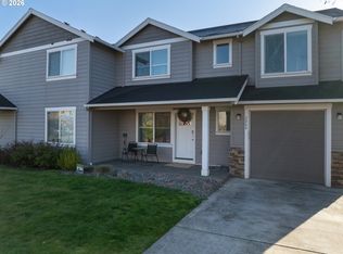 517 Cameo Dr, Hood River, OR