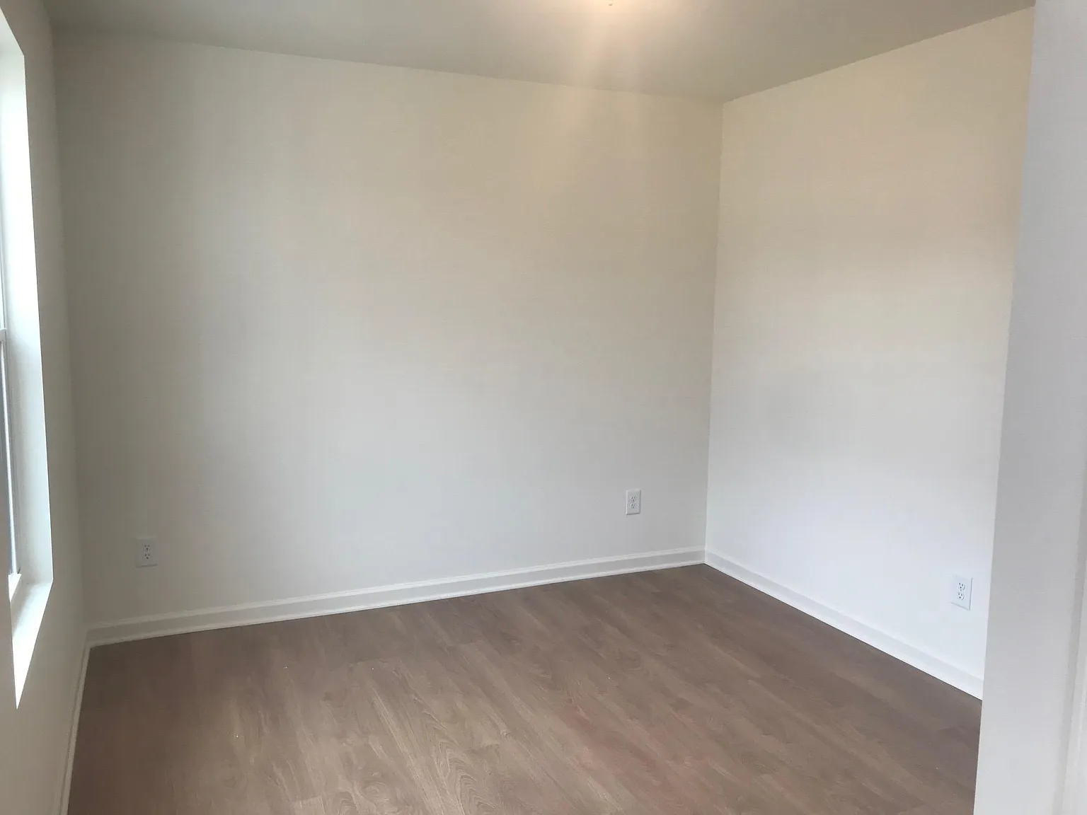 4 bed, 2.5 bath, 1710 sqft, $1,800 — Photo 2