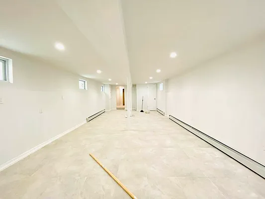 Rented by Blue Egg Realty Corp | media 12