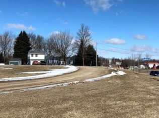1659 S Galena Ave, Dixon, IL 61021