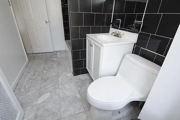 Rented by Ivey North LLC | media 20