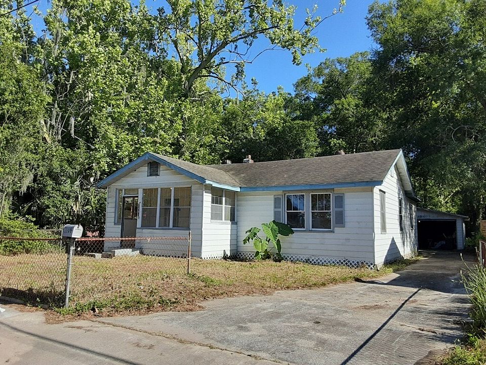 1st image of 2604 Commonwealth Ave