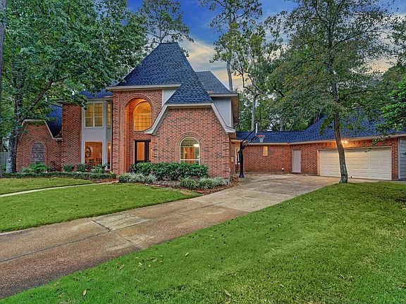 3rd image of 5106 Oak Fair Dr