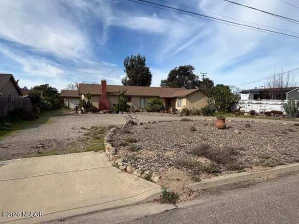 3635 Dixielee St, Santa Maria, CA 93455