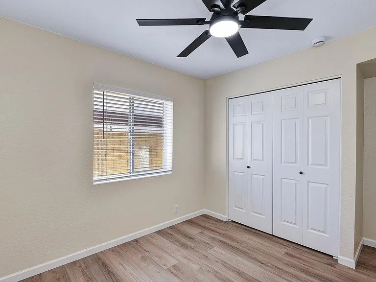 7331 W Windrose Dr — Photo 12