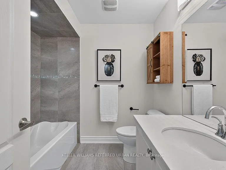 233 Finch Ave E — Photo 22