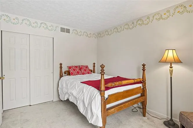 107 Salzer Hts — Photo 24