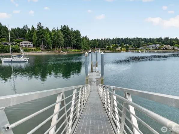 3510 East Bay Drive NW, Gig Harbor, WA 98335