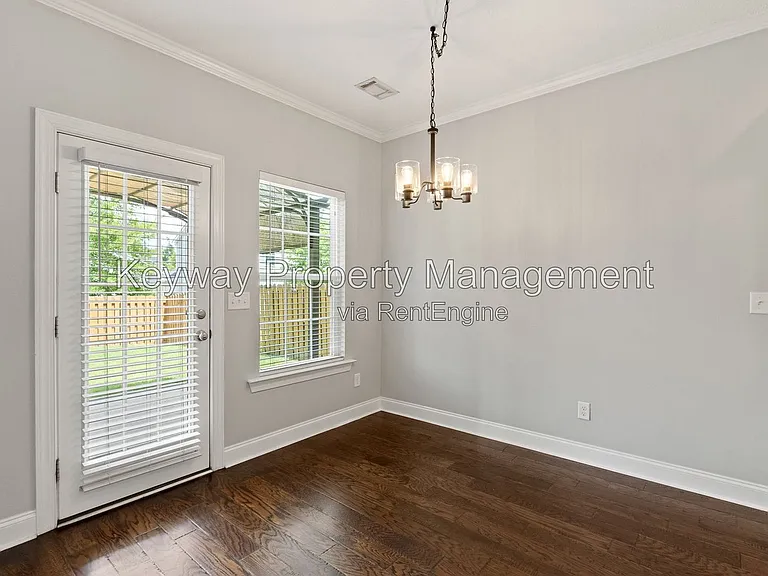 435 Brantley Cove Cir — Photo 5