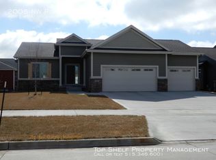 2005 NW Reinhart Dr, Ankeny, IA 50023