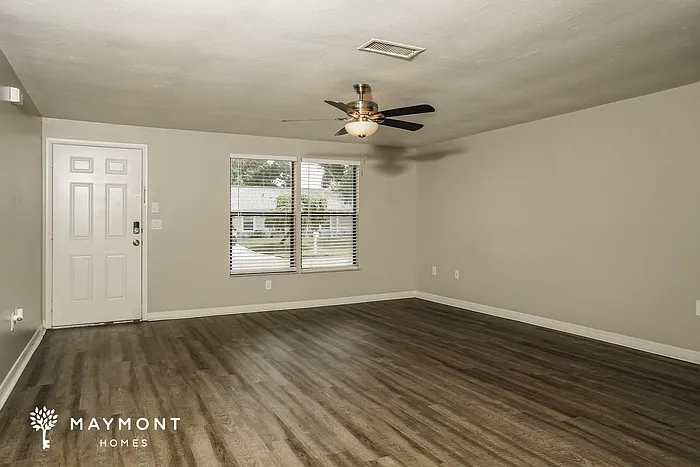 2 bed, 2.0 bath, 1412 sqft, $2,145 — Photo 3