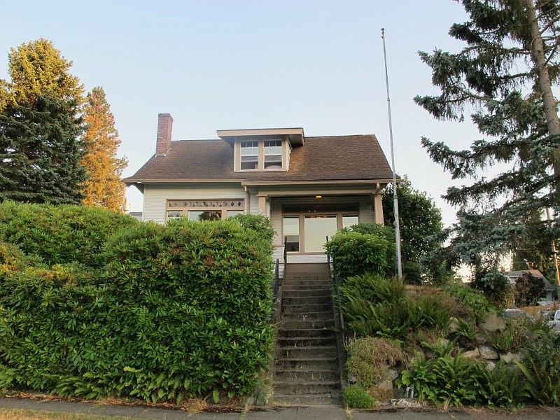 1st image of 2924 N 14th St