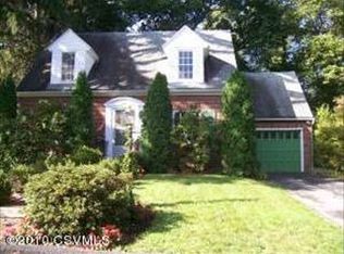 221 S 12th St, Lewisburg, PA 17837