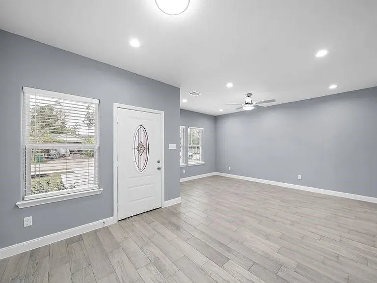 5222 Bataan Rd — Photo 19
