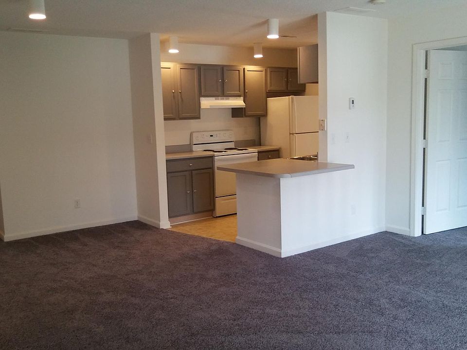 Front entrance, Dininig Room, Kitchen, Bedroom door