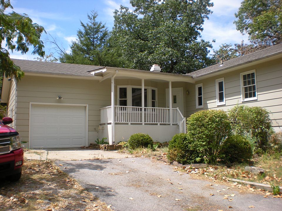 Front door / driveway