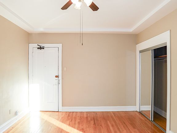 2nd image of 5019 N Damen Ave #9