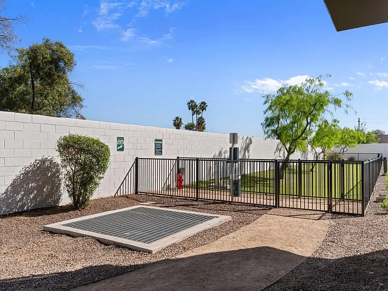 7300 E Earll Dr #1018 — Photo 34
