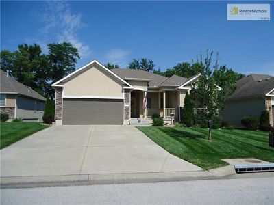 1701 NW Hedgewood Dr, Grain Valley, MO, 64029