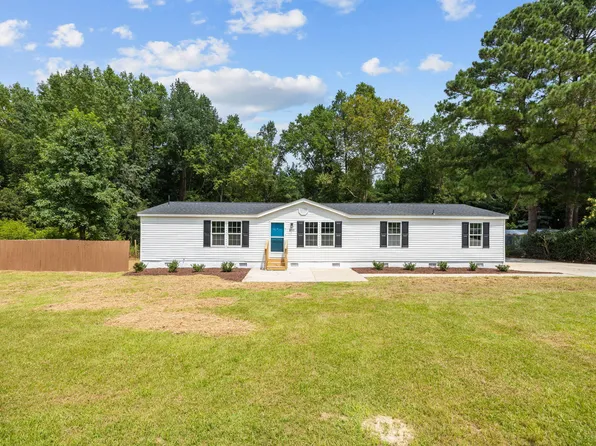 250 Allen Dr, Fuquay Varina, NC 27526