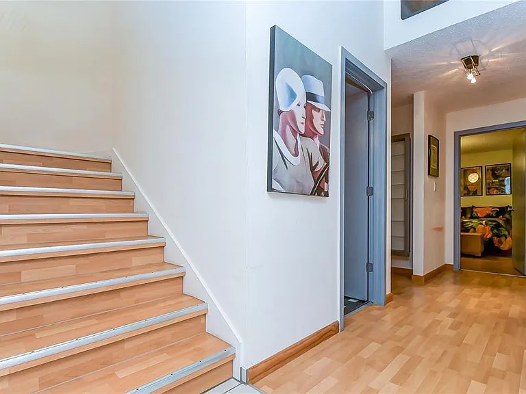1328 Belcher Dr — Photo 8