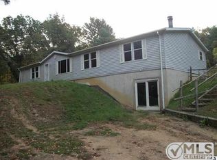 9955 Glenn Rd, Grass Lake, MI 49240