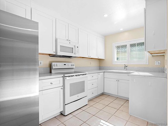 2nd image of 1822 Stanton Rd