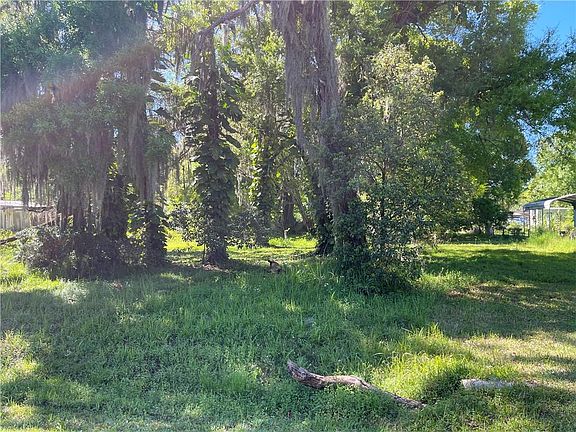 4th image of 4660 Fox Creek Dr E