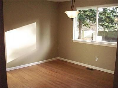 3rd image of 6506 190th St SW