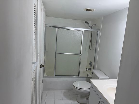 5th image of 9310 Fontainebleau Blvd APT 303