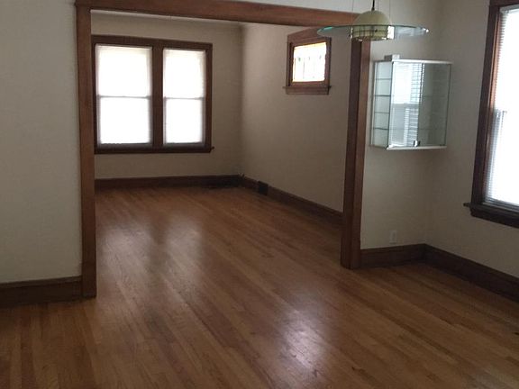 2nd image of 7235 W Palatine Ave