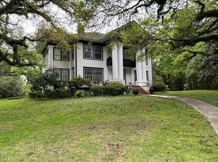 1504 N 7th Ave, Laurel, MS 39440
