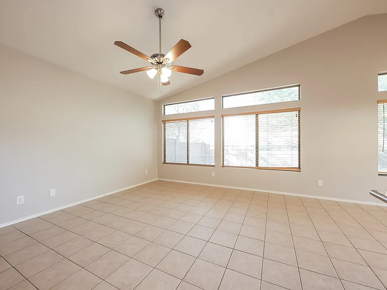 3453 W Webster Ct — Photo 4