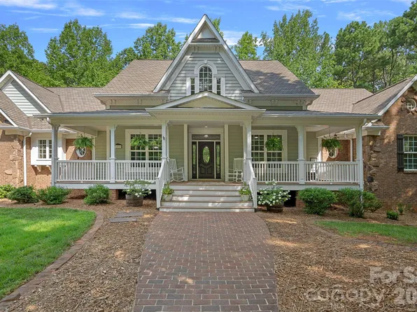 199 Robinson Rd, Mooresville, NC 28117