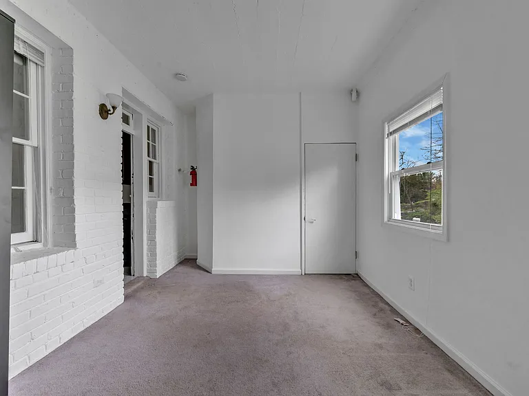 4500 Macarthur Blvd NW #1 — Photo 12