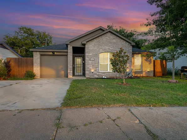 3760 Soft Wind Dr, Dallas, TX 75241
