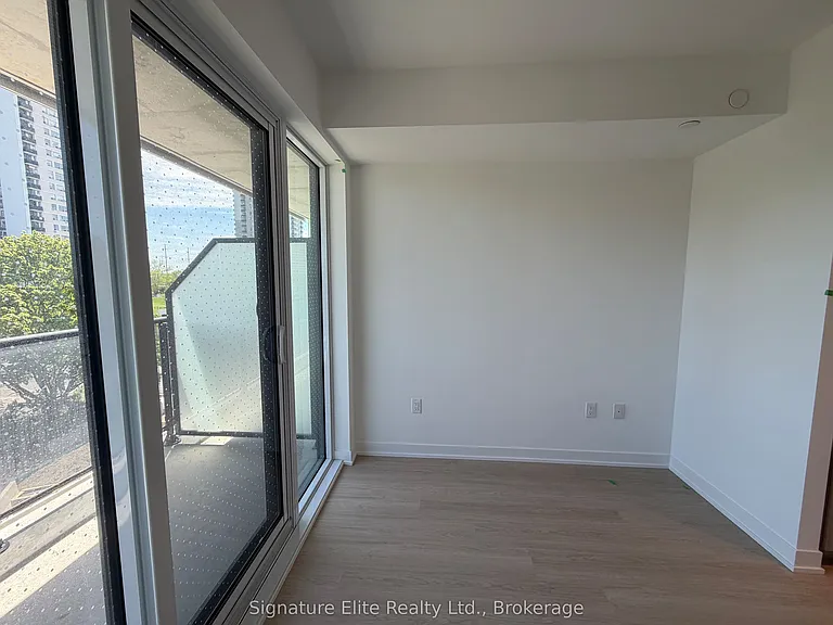 25 Saint Dennis Dr #408 — Photo 7
