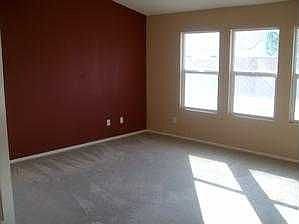 4th image of 41153 Maiden Ct