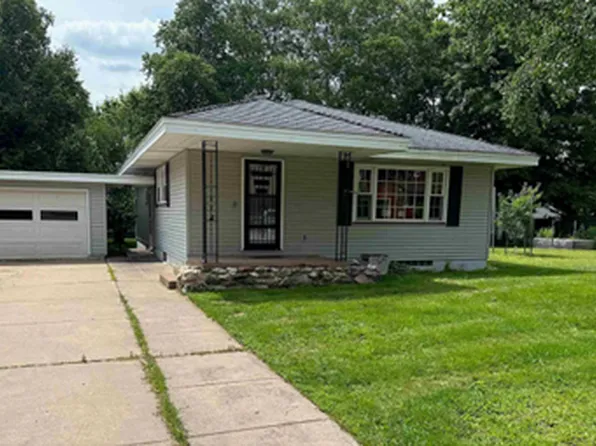 2107 Washington Ave, Ishpeming, MI 49849