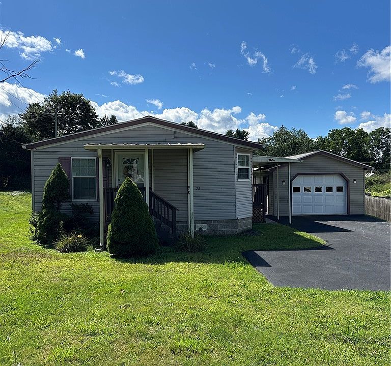 1st image of 35 Dewitt Dr